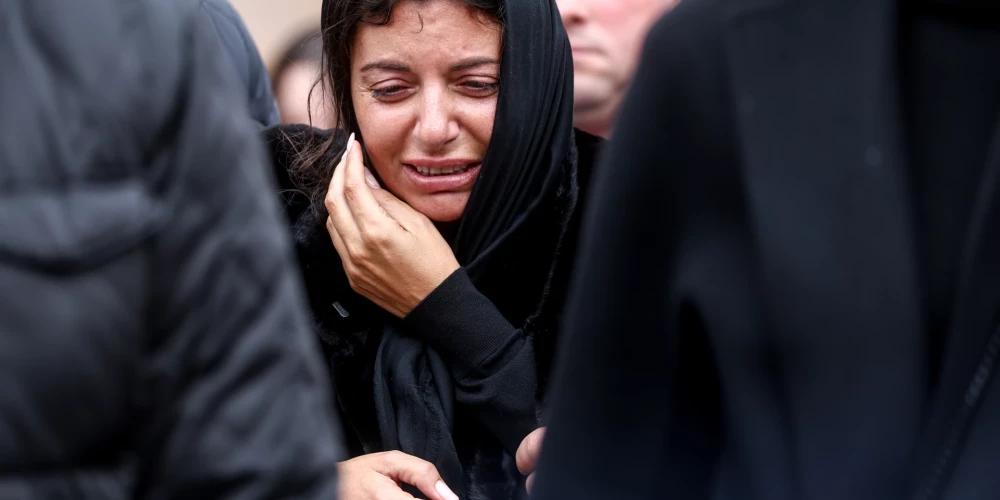 Маргарита Симоньян на похоронах своего мужа Тиграна Кеосаяна 28 сентября 2025 года.