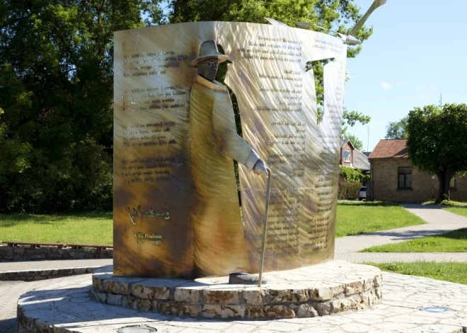 Latviešu šausmu literatūras pirmsākums – Plūdoņa baisie spoki