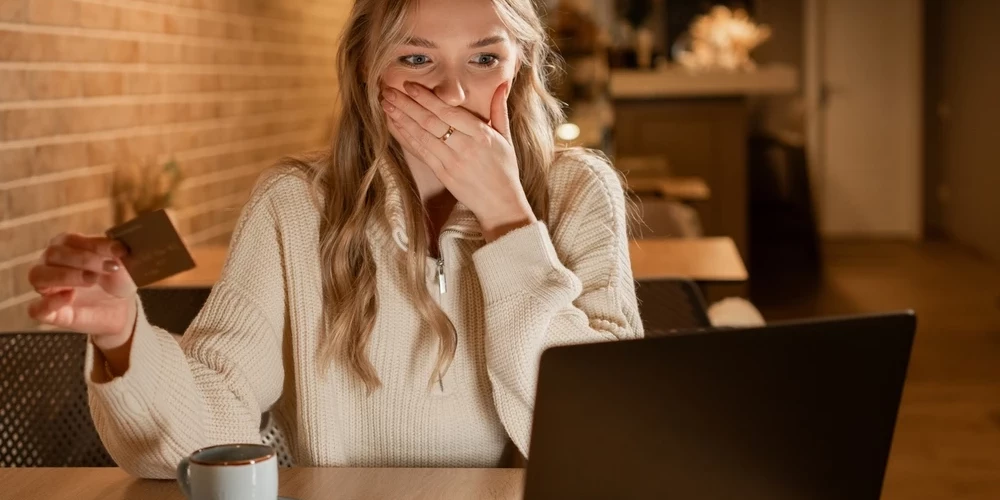 Pētījuma dati liecina, ka 58% Z paaudzes pārstāvju norādījuši – krāpnieki mēģinājuši no viņiem izkrāpt naudu, un 28% patiešām kļuvuši par to upuriem.