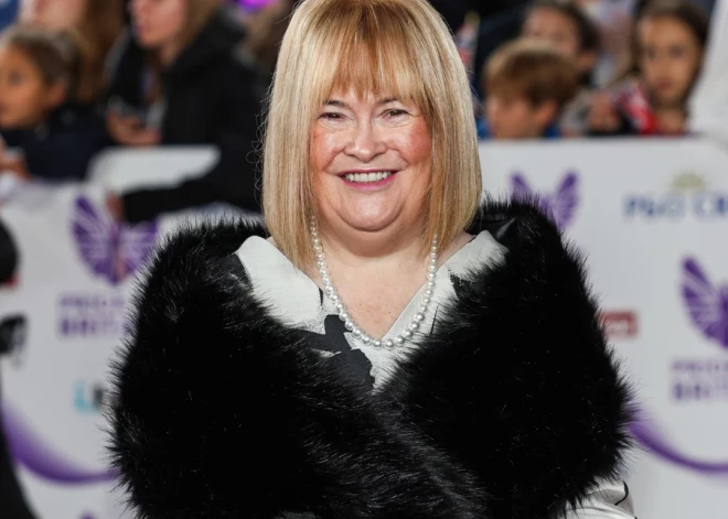 Sūzena Boila “Pride Of Britain” ceremonijas vakarā 2025. gada 20. oktobrī Londonā.