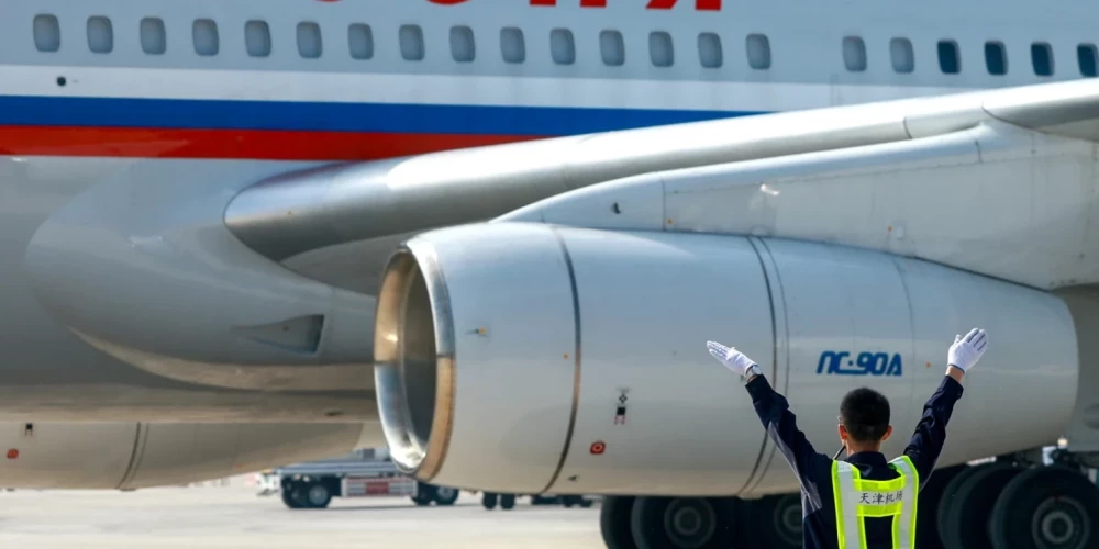 Латвия не допустит пролета самолета Путина над своей территорией.