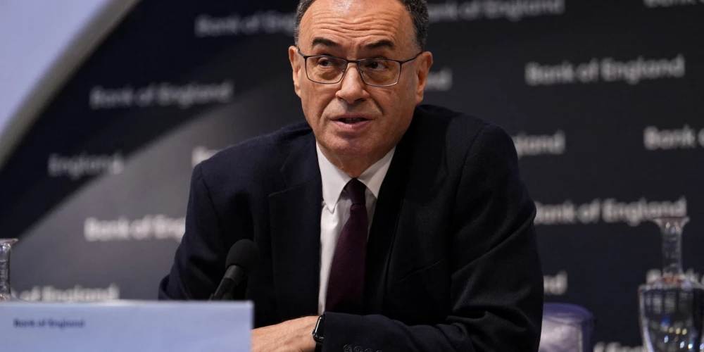 Anglijas Bankas vadītājs Endrjū Beilijs norāda, ka divu ASV uzņēmumu sabrukums rada "trauksmes zvanus".