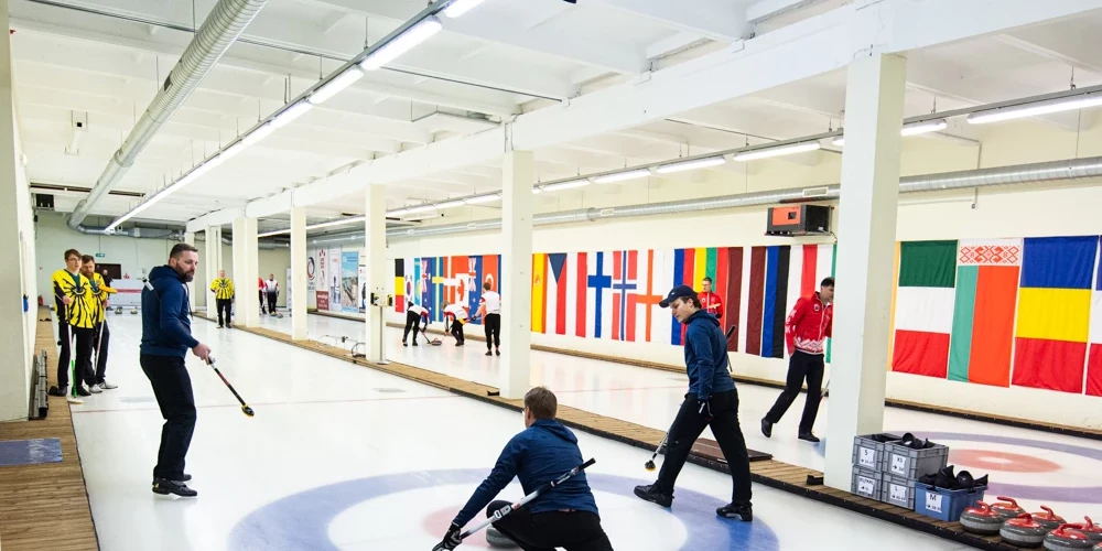 Latvijā izveidota viena kērlinga halle, taču viens no mērķiem ir strādāt pie infrastruktūras paplašināšanas.