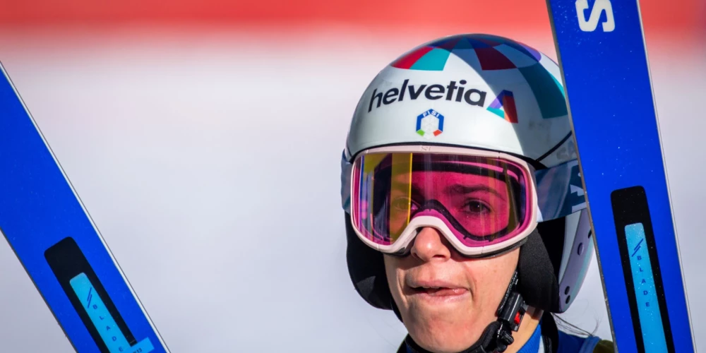 Marta Basīno treniņā salauzusi kāju.