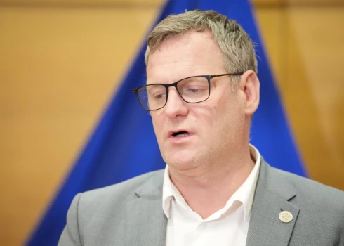 Повышение цен на билеты в общественном транспорте — вопрос времени, признает мэр Виестурс Клейнбергс.