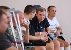 Austrumu slimnīcā uzņemti vēl 30 smagi cietušie karavīri no Ukrainas