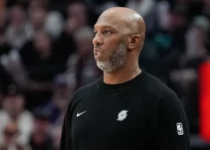 Arestēti NBA vienības "Trail Blazers" galvenais treneris Bilapss un "Heat" aizsargs Rozjērs