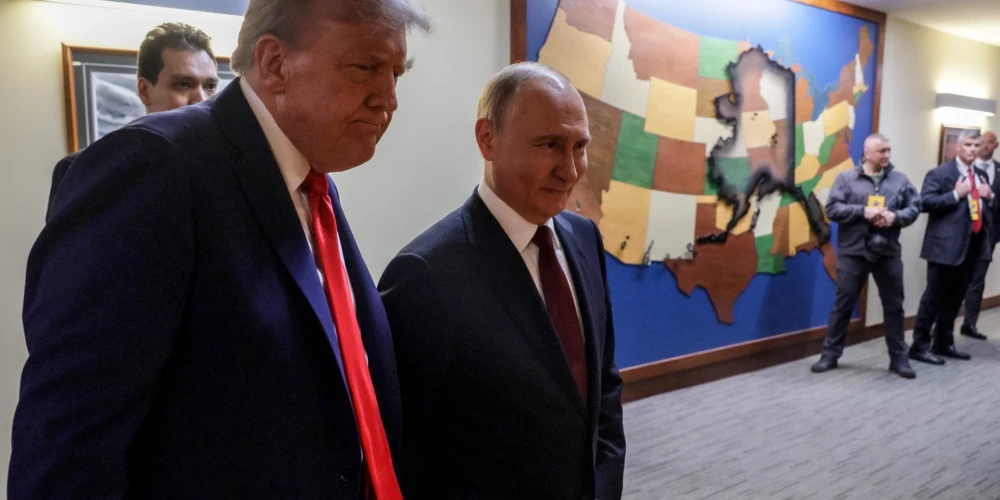 Eksperts pieļauj, ka tikšanās starp Trampu un Putinu nenotika, jo tā apšaubītu starptautisko likumu un ES sankciju efektivitāti. 