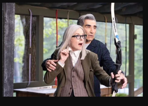 Mūžībā šomēnes aizgājušo Daienu Kītoni pieminot, noskaties aktrises pēdējo filmu, kas stāsta par draudzību mūža garumā.