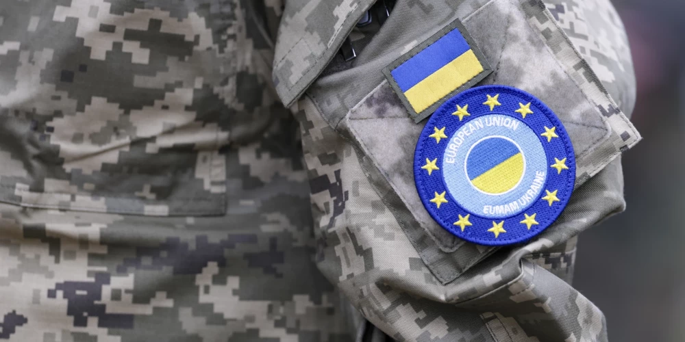 Uzšuve uz Ukrainas karavīra formas. 