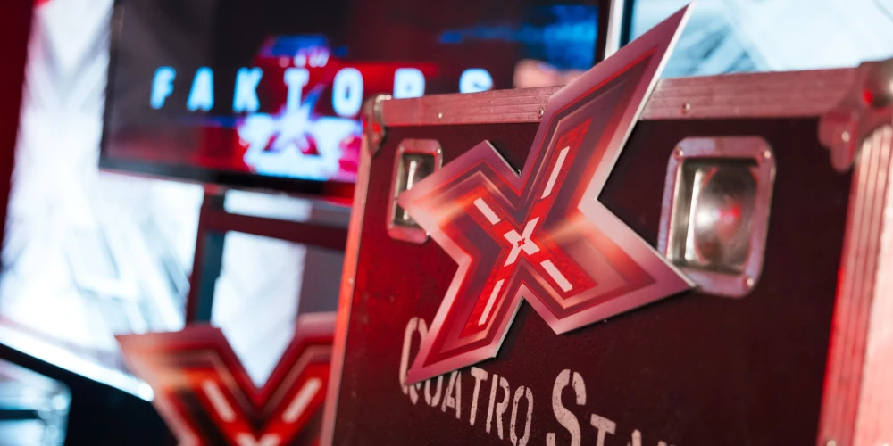 Svētdien, 26. oktobrī, šovā "X Faktors" notiks pirmais "krēslu izaicinājums", kurā 15 dalībnieki cīnīsies par vietu mentoru Aijas Auškāpas un Reiņa Sējāna komandās.