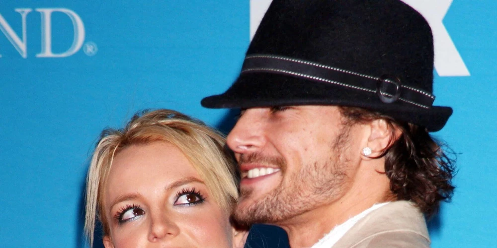 Kevins Federlains atklāj šokējošas lietas par dzīvi ar Britniju Spīrsu.