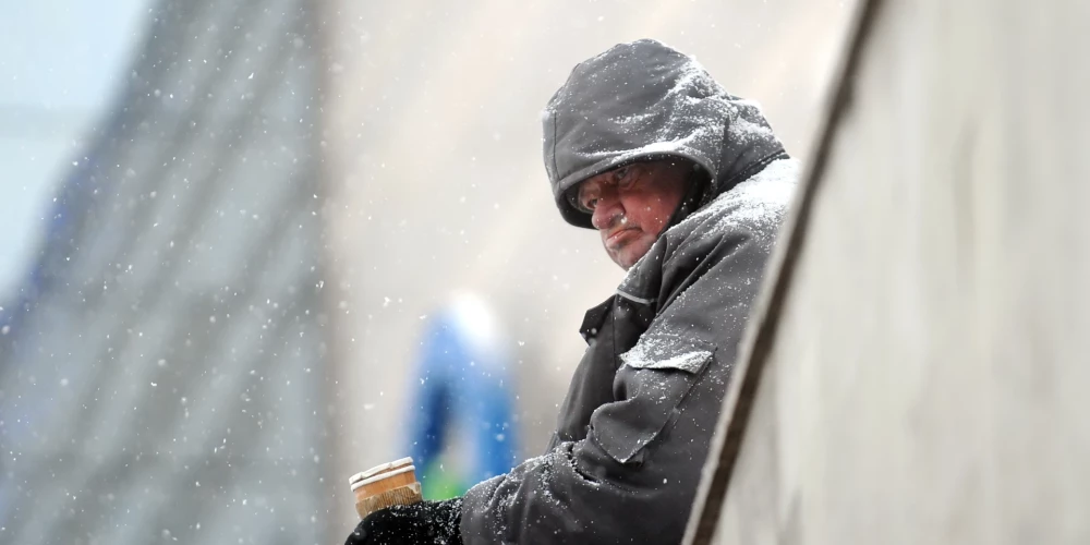 Болезнь, долги и утрата делают человека бездомным.