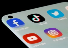 Eiropas Komisija pārmet vairākām sociālo tīklu platformām, ka tās ir pārkāpušas ES Digitālo pakalpojumu akta prasības