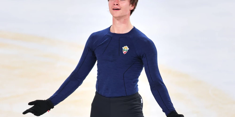 Deniss Vasiļjevs treniņā pirms "Grand Prix" sacensībām Ķīnā.