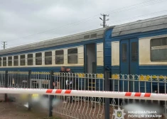 Ukrainā vīrietis uzspridzina granātu dzelzceļa platformā, nogalinot četrus cilvēkus, tostarp sevi
