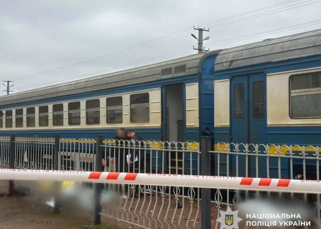Ukrainā vīrietis uzspridzina granātu dzelzceļa platformā, nogalinot četrus cilvēkus, tostarp sevi