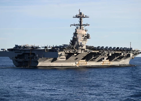 Pasaulē lielākais aviācijas bāzes kuģis "USS Gerald R. Ford"