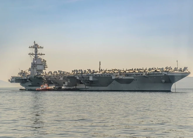 Эскалация в Карибском море: США послали авианосец к берегам Южной Америки