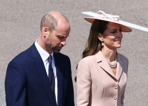 Viljams un Ketrīna pazūd no sabiedrības redzesloka.