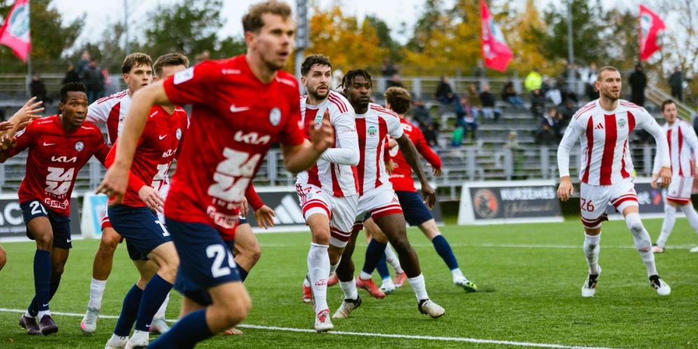 "Liepāja" spēlē neizšķirti ar "Jelgavu" Latvijas futbola virslīgas mačā.