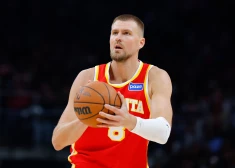 Porziņģa dalība “Hawks” spēlē pret “Thunder” neskaidra slimības dēļ
