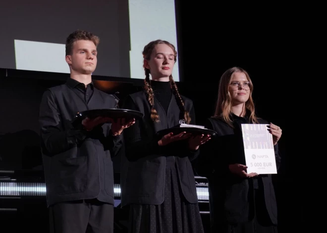 Apbalvošanas ceremonija.