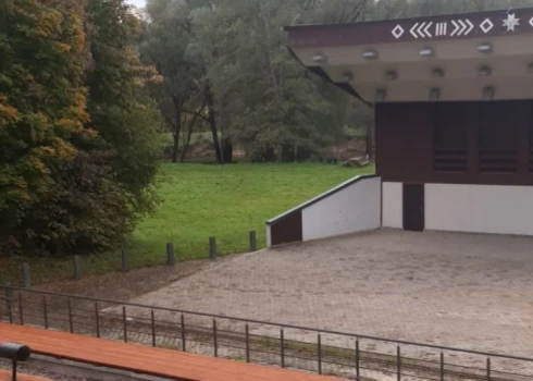 Skats uz Gaujienas estrādi (foto: Smiltenes novada pašvaldība)