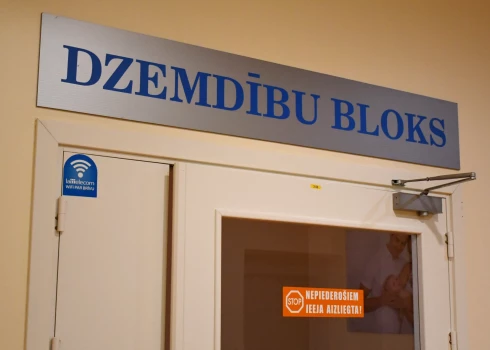 Turpinot kristies dzemdību skaitam, plāno pilnveidot prasības dzemdību palīdzības sniegšanai.