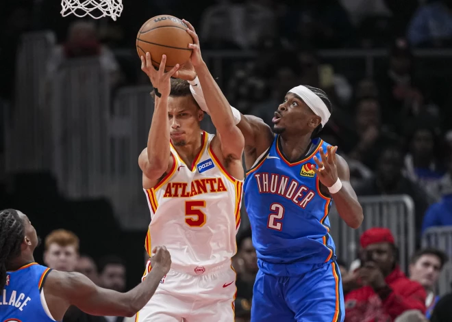 "Hawks" bez saslimušā Porziņģa zaudē čempionei "Thunder"