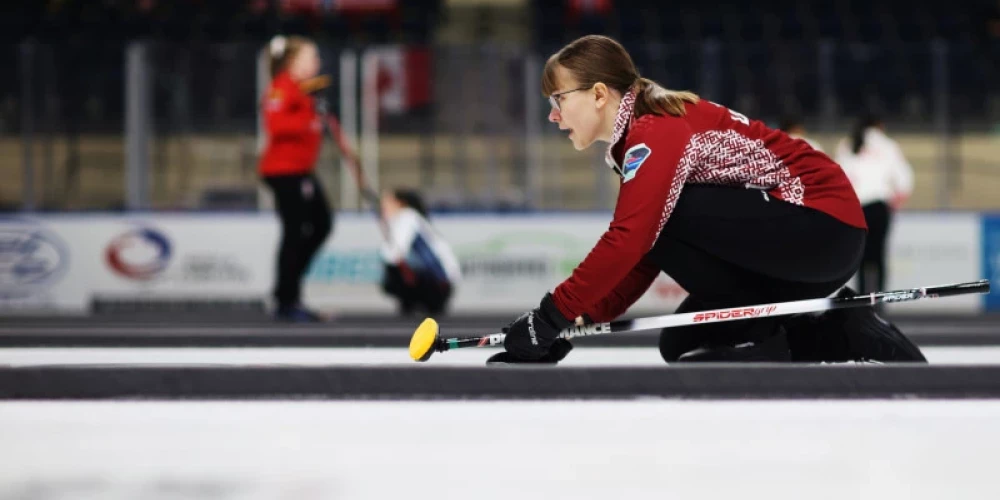 Latvijas valstsvienības pārstāve Evelīna Barone.