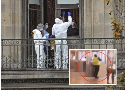 Saistībā ar Luvras muzeja aplaupīšanu aizturēti divi vīrieši.