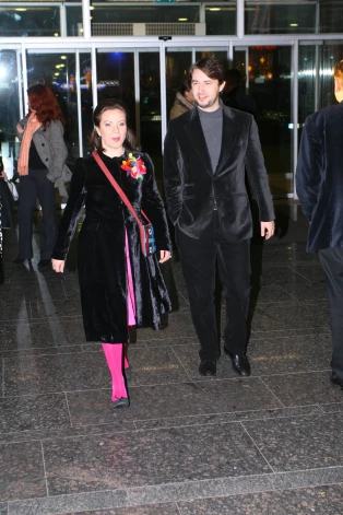 Preses uzmanību kā pāris Evita un Andris piesaistīja 2010. gadā, apmeklējot "Spēlmaņu nakts" ceremoniju. 