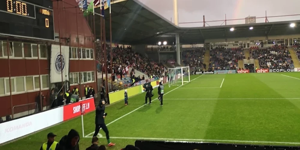 LFF prezidents Vadims Ļašenko raidījumam apstiprinājis, ka federācija noturējusi sarunas ar "Skonto" stadiona īpašniekiem, taču neatklāj, par kādām summām runāts.