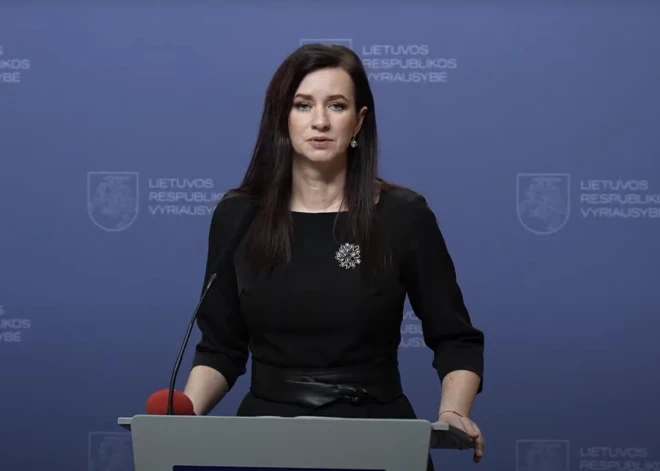 Pēc atkārtotām provokācijām Lietuva pieņem stingrus mērus pret Baltkrieviju.  Tiek apsvērta NATO 4. panta aktivizēšana