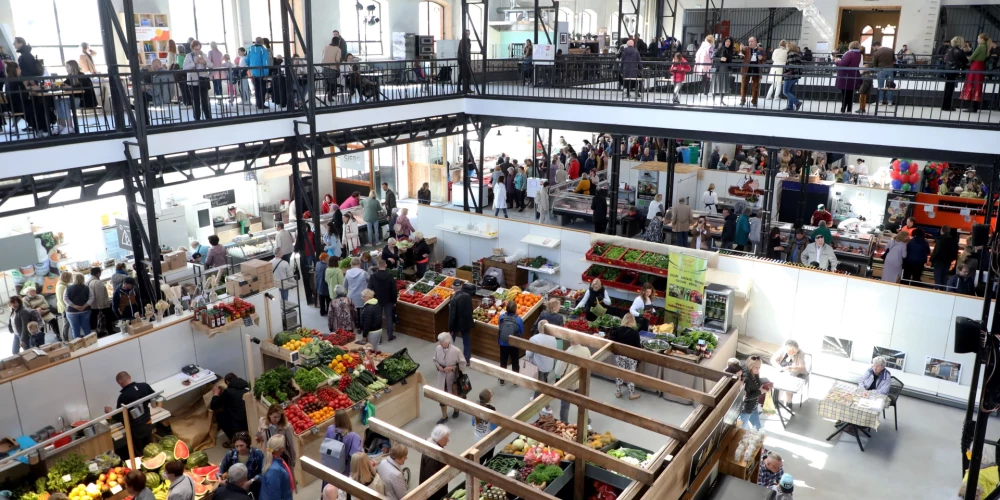 Агенскалнский рынок празднует 100 лет и запускает первый в Латвии цифровой путеводитель по рынкам.