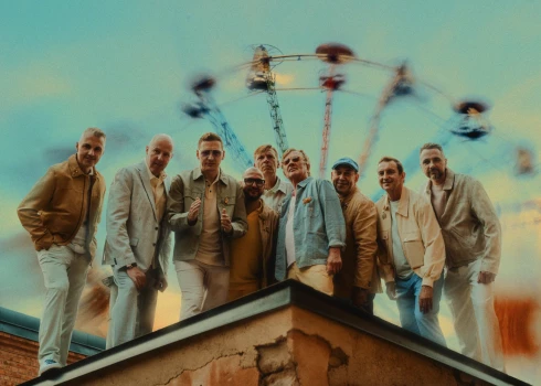 Koncertā skanēs tikai un vienīgi vokāli instrumentālā ansambļa “Labvēlīgais tips” apzeltītais dziesmu fonds – plus pa kādam jaunumam un pirmatskaņojumam.