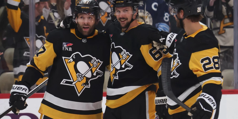 "Penguins" savā laukumā ar rezultātu 6:3 (2:2, 1:0, 3:1) pārspēja Sentluisas "Blues" komandu, pie punktiem tiekot jau sestajā spēlē pēc kārtas.
