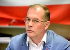"Man nav viņu žēl!" no Latvijas aizmukušais Mamikins izsakās par Sibīrijā izsūtītajiem un mirušajiem latviešiem