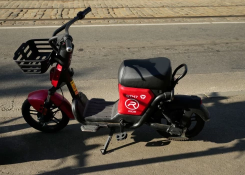 PTAC 2025. gada 23. oktobrī izskatīja administratīvā pārkāpuma lietu saistībā ar SIA “Ride” sniegto mikromobilitātes pakalpojumu – pašgājēju velosipēdu nomu. 