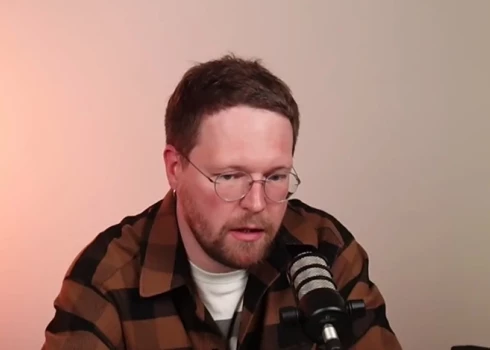 Журналист Роман Супер.