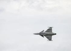 Zelenskis: Ukraina vēlas iegūt 150 zviedru “Gripen E” lidmašīnu