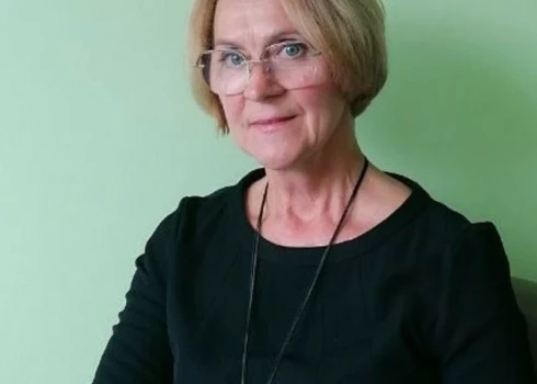 Elvīra Mihejeva uzsver, ka prāta novecošanos palēnina arī fiziskas aktivitātes, optimāls miega režīms, atbildīga attieksme pret fizisko veselību, smadzenēm draudzīgs uzturs un virkne citu apstākļu.