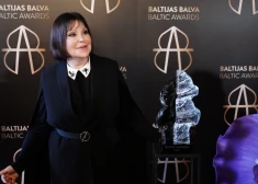 Inese Galante priecājas par mazdēlu, kurš spēlē futbolu un klavieres