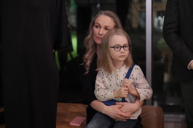 Režisora “īstā dzīve” – sieva Kristīne un dēls Mariuss (6).