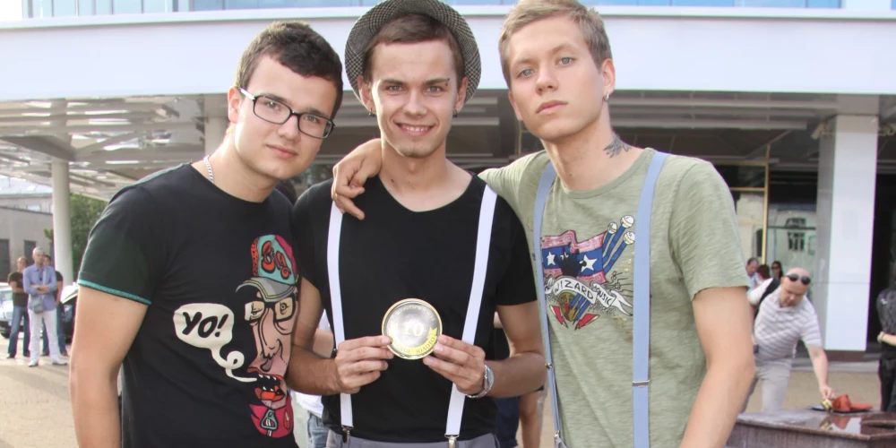 2010. gadā "PeR" piedalījās "Jaunajā vilnī". No kreisās: Edmunds, Pēteris un Ralfs.