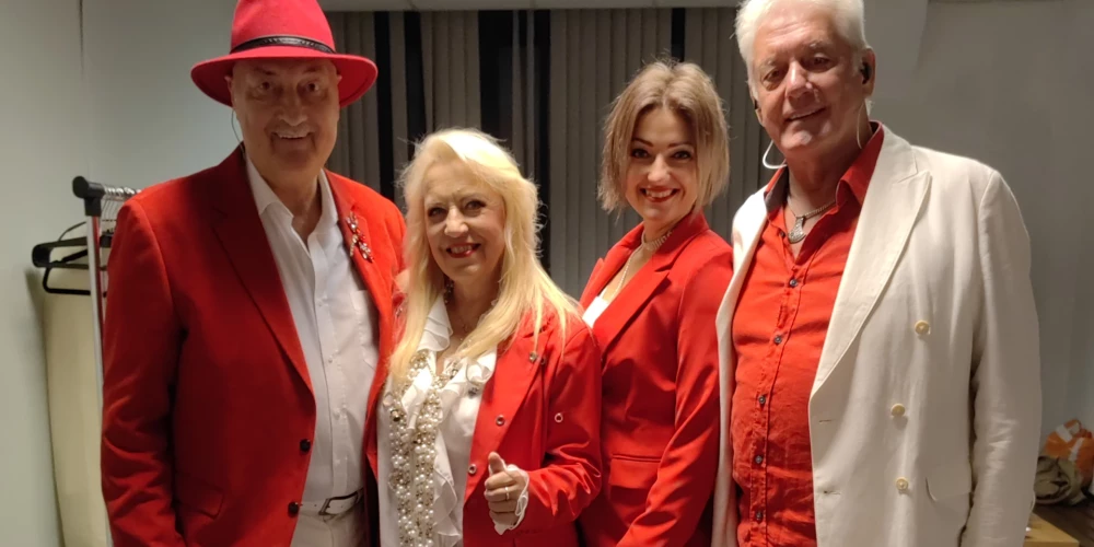 Grupas "Eolika" tagadējais sastāvs ir Dainis Dobelnieks, Olga Rajecka, Beāte Meldere un Viktors Zemgals.