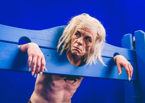 Einars Repše filmēšanas laukumā.