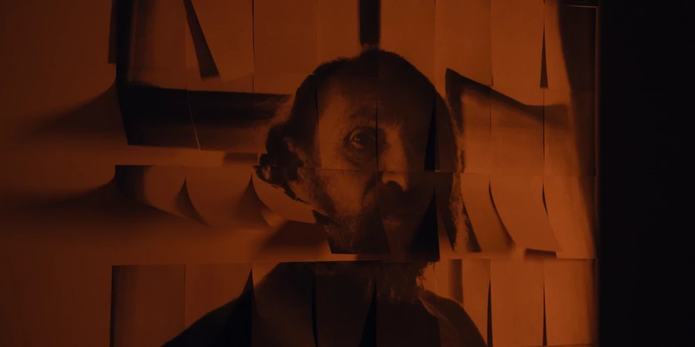 Kadrs no filmas "Testaments".