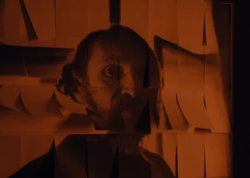 Kadrs no filmas "Testaments".